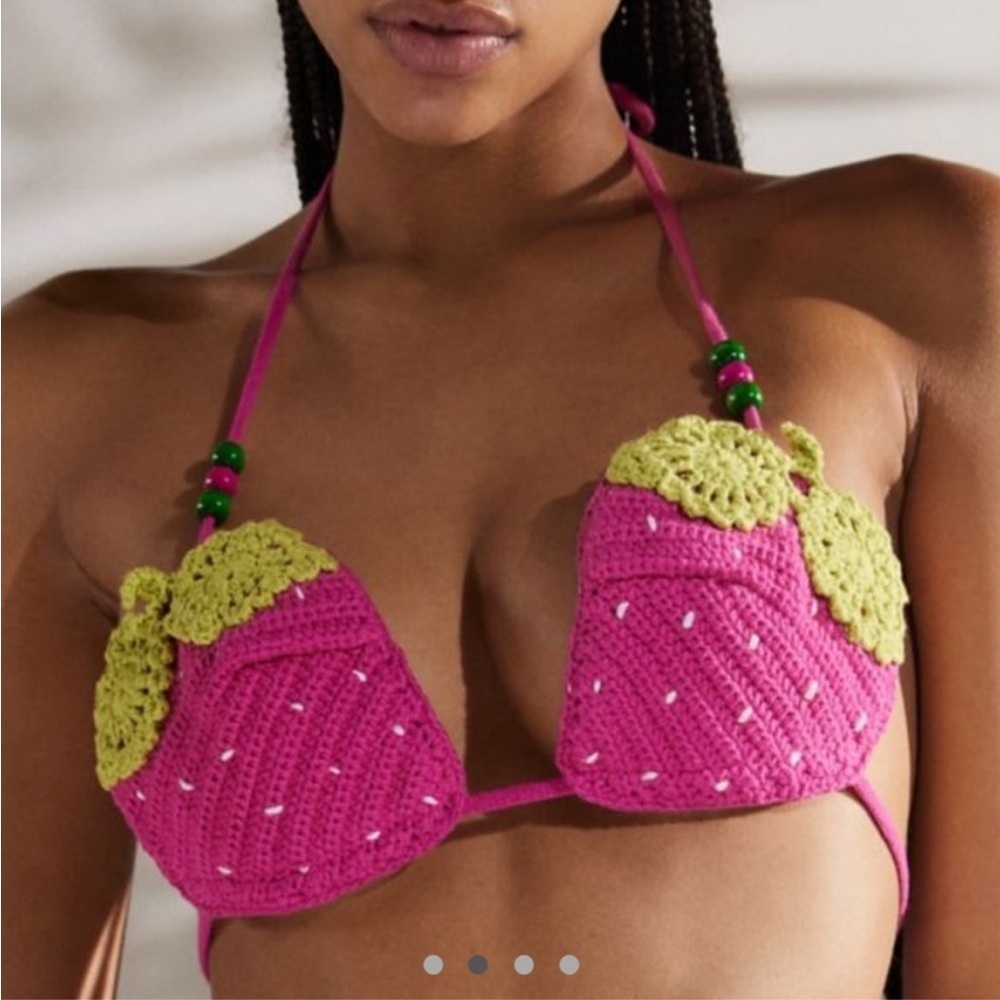 New Urban Outfitters Out from under crochet strawberry bikini top medium